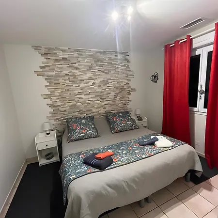 Evasion Dans Les Vignes, Spa ! Holiday home Pompignan (Tarn-et-Garonne)